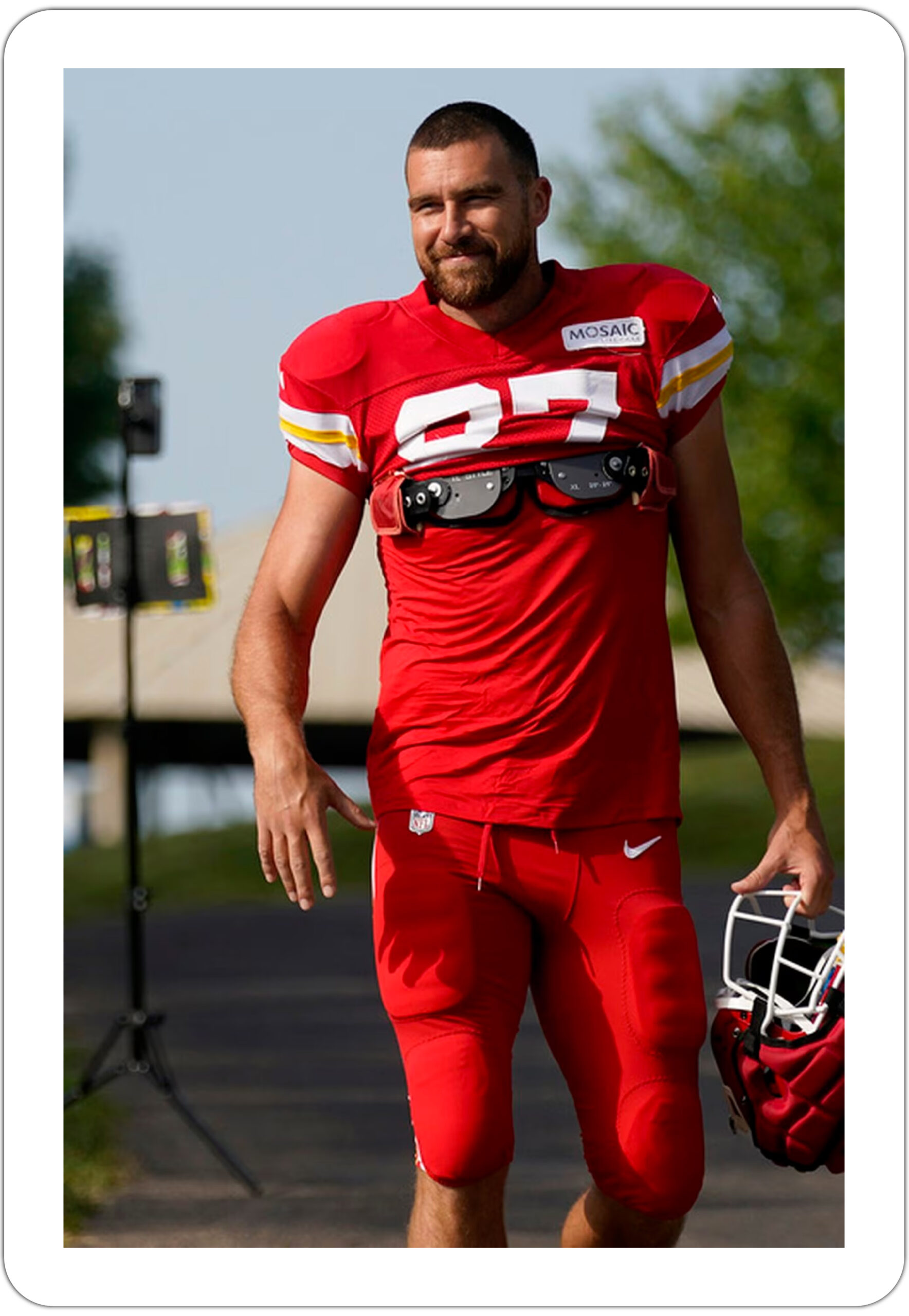 What are Travis Kelce's stats? 7 facts about the Kelce brothers